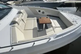 Thumbnail von Cruisers Yachts 34 GLS OB