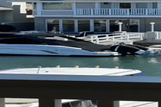 Thumbnail von Cruisers Yachts 338 OB