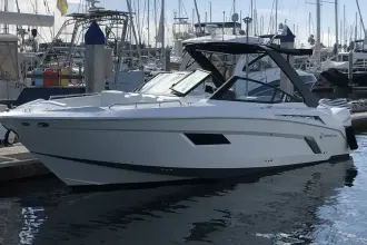 Thumbnail von Cruisers Yachts 338 OB