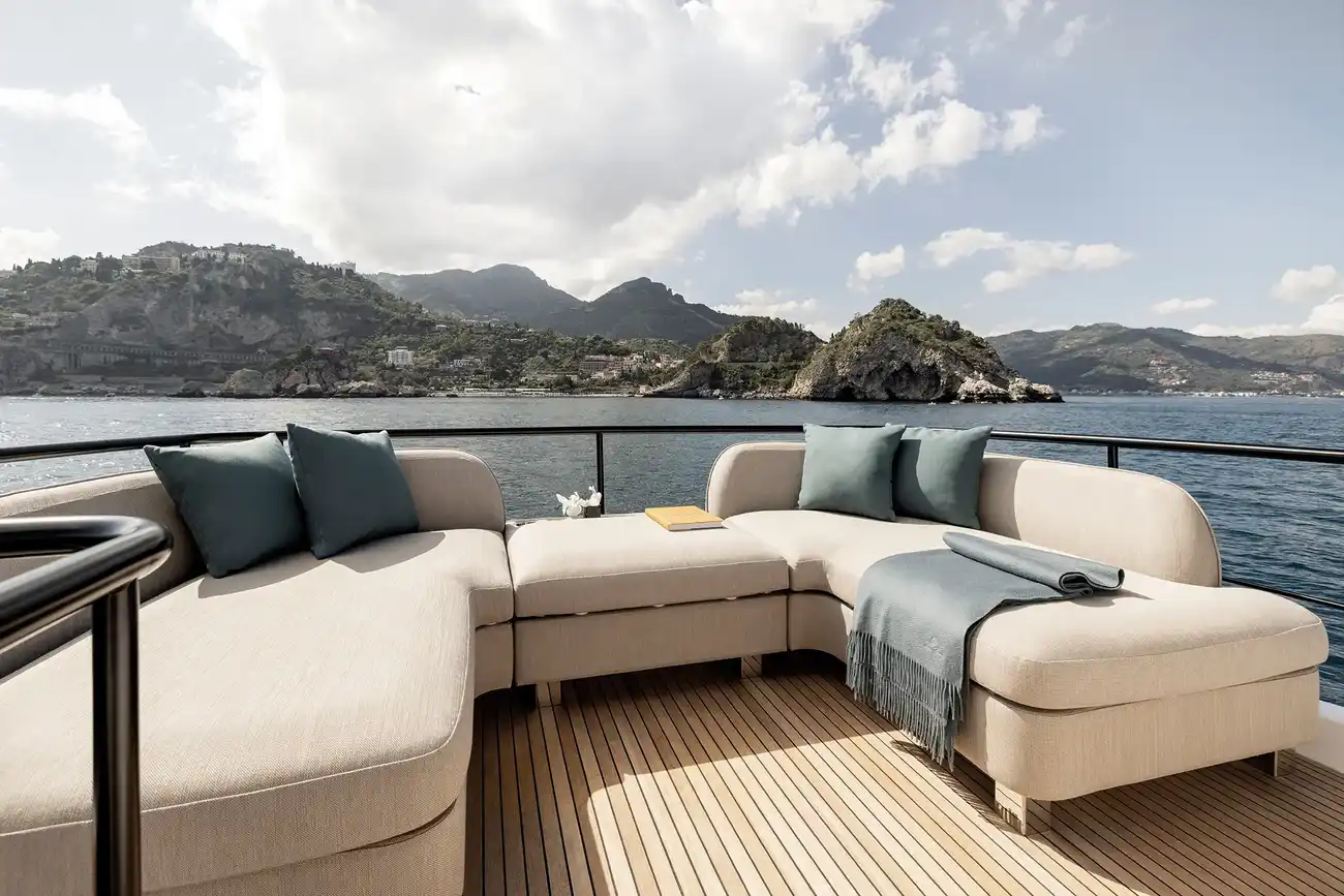 Thumbnail von Azimut 60