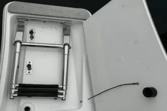 Thumbnail von Tiara Yachts 38 LS