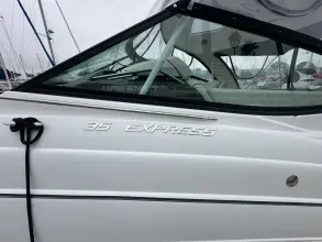 Thumbnail von Cruisers Yachts 35 Express