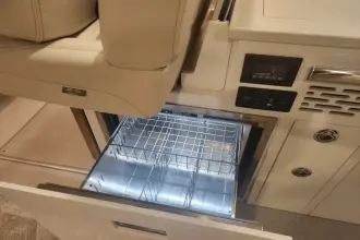 Thumbnail von Regal Commodore 360