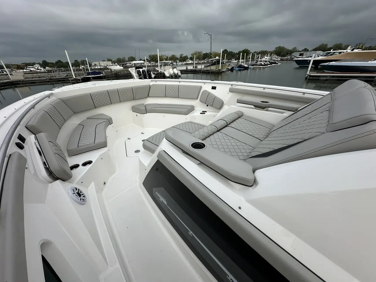 Thumbnail von Pursuit S 428