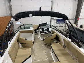 Thumbnail von Sea Ray SPX 230 Outboard