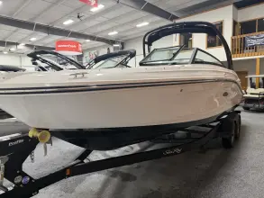 Thumbnail von Sea Ray SPX 230 Outboard