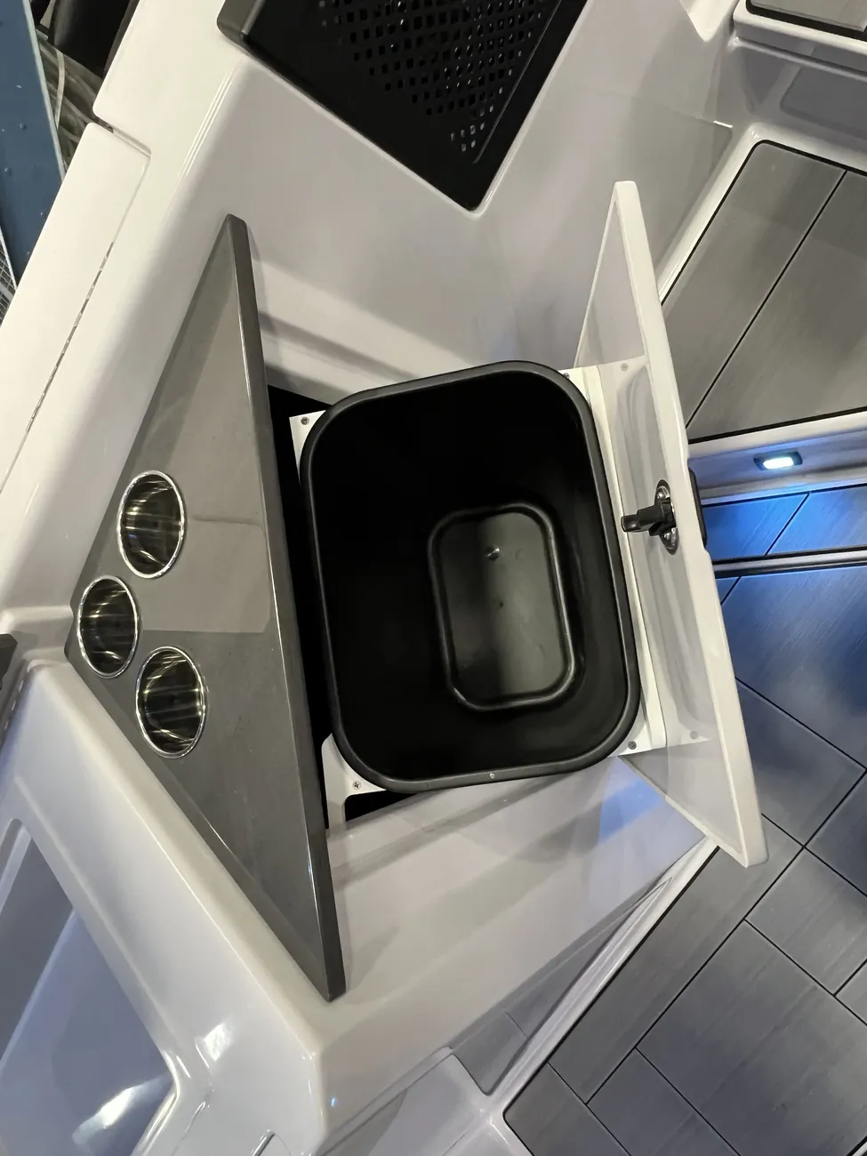 Thumbnail von Aviara 32