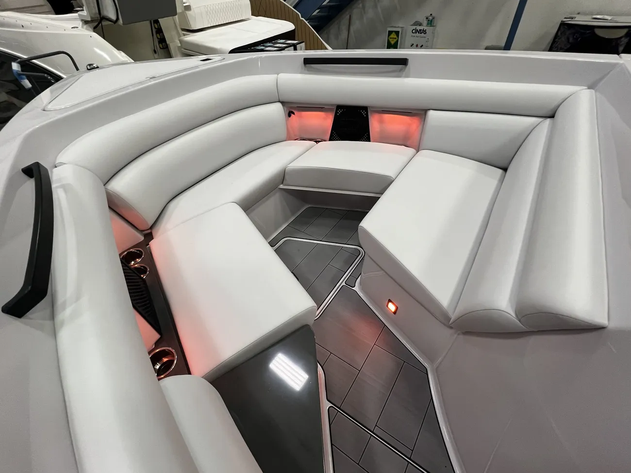 Thumbnail von Aviara 32