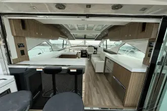 Thumbnail von Cruisers Yachts 60 Cantius
