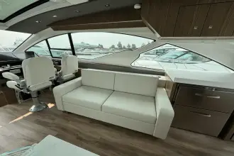 Thumbnail von Cruisers Yachts 60 Cantius