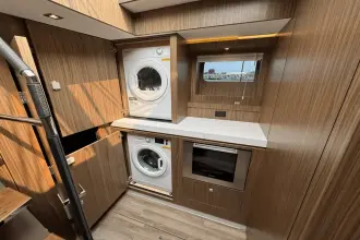 Thumbnail von Cruisers Yachts 60 Cantius