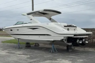 Thumbnail von Sea Ray SLX 310