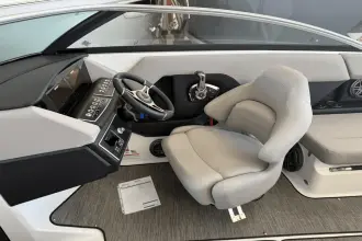 Thumbnail von Four Winns H6 OB