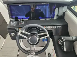 Thumbnail von Four Winns H9 OB