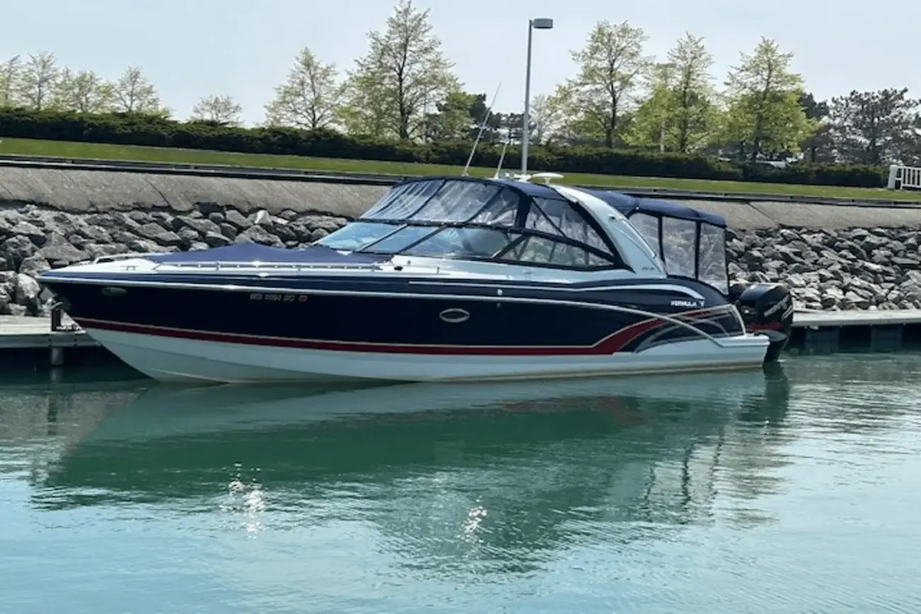 Thumbnail von Formula 350 Crossover Bowrider