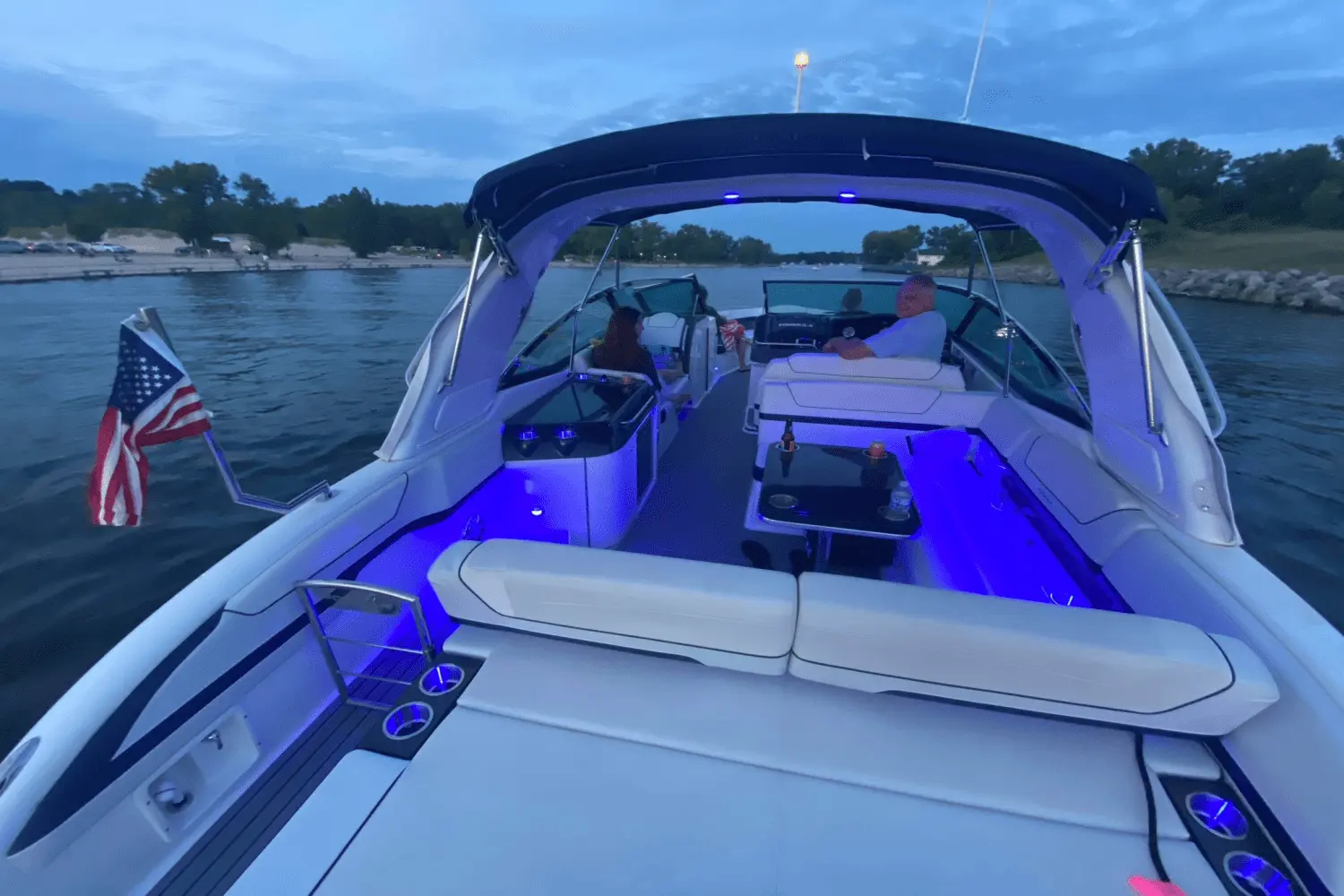 Thumbnail von Formula 350 Crossover Bowrider