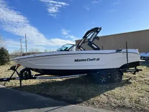 Thumbnail von MasterCraft 225