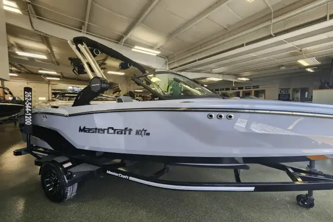 MasterCraft 225