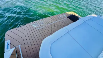 Thumbnail von Sea Ray SLX 400