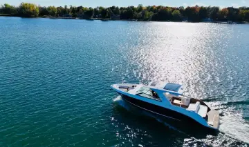 Thumbnail von Sea Ray SLX 400