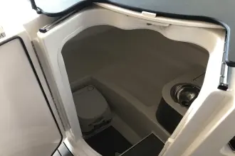 Thumbnail von Sea Ray SDX 250