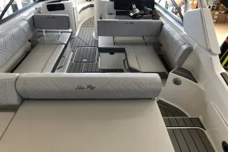 Thumbnail von Sea Ray SDX 250