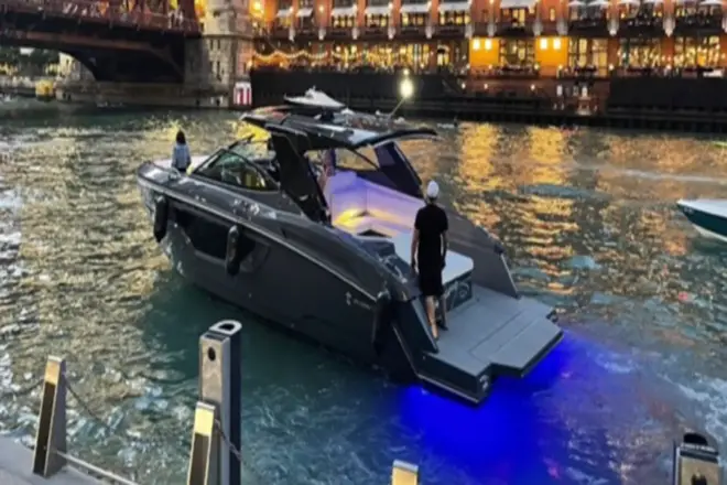 Cruisers Yachts 38 GLS