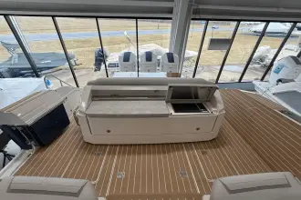 Thumbnail von Tiara Yachts 2870