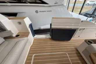 Thumbnail von Tiara Yachts 2870