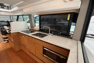 Thumbnail von Tiara Yachts 2870