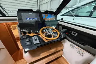 Thumbnail von Tiara Yachts 2870