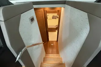 Thumbnail von Tiara Yachts 2870