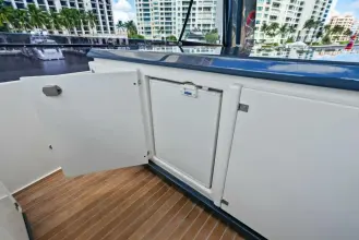 Thumbnail von Ferretti Yachts 850 Alter Ego