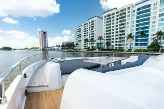 Thumbnail von Ferretti Yachts 850 Alter Ego