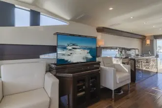 Thumbnail von Marquis 720 Flybridge