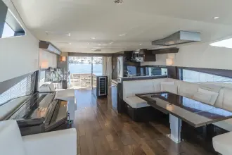 Thumbnail von Marquis 720 Flybridge