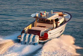 Thumbnail von Fratelli Aprea Lancia 52 Outboard