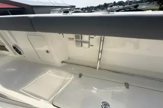 Thumbnail von Boston Whaler 360 Outrage