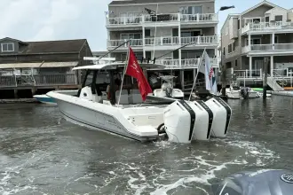 Thumbnail von Boston Whaler 360 Outrage