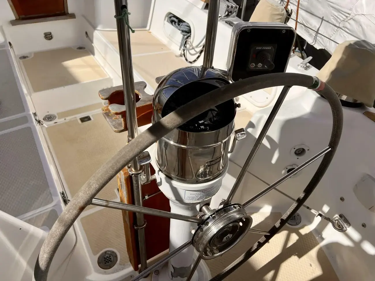 Thumbnail von Shannon 43