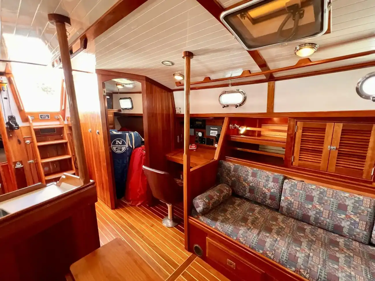 Thumbnail von Shannon 43