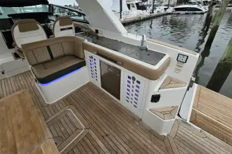 Thumbnail von Sea Ray SLX 400