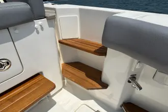 Thumbnail von Boston Whaler 380 Realm