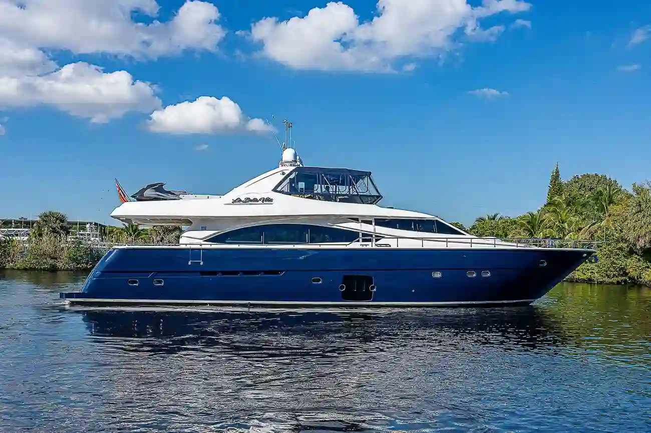 Thumbnail von Ferretti Yachts 830 La Bella Vita