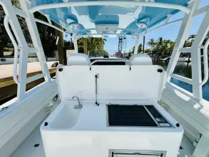 Thumbnail von Intrepid 377 WA