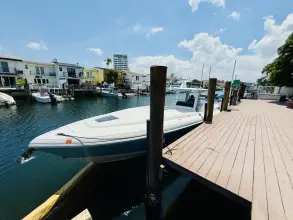 Thumbnail von Intrepid 377 WA