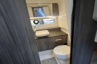 Thumbnail von Sea Ray SLX 400