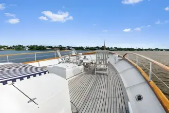 Thumbnail von Burger 310C Chanticleer