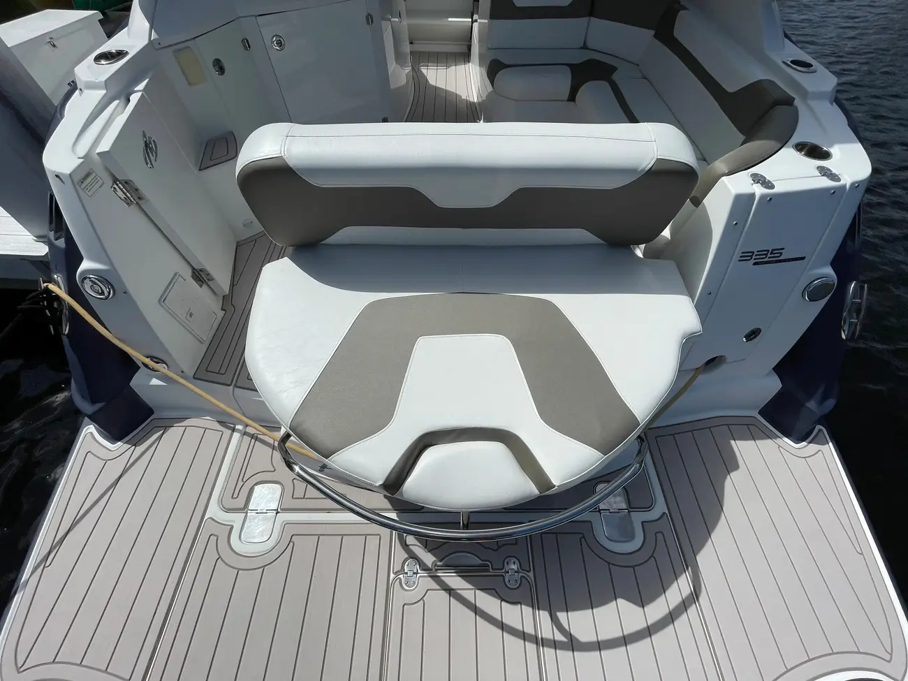 Thumbnail von Monterey 335 Sport Yacht Pura Vida