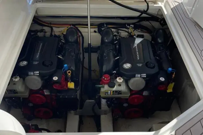 Thumbnail von Monterey 335 Sport Yacht Pura Vida